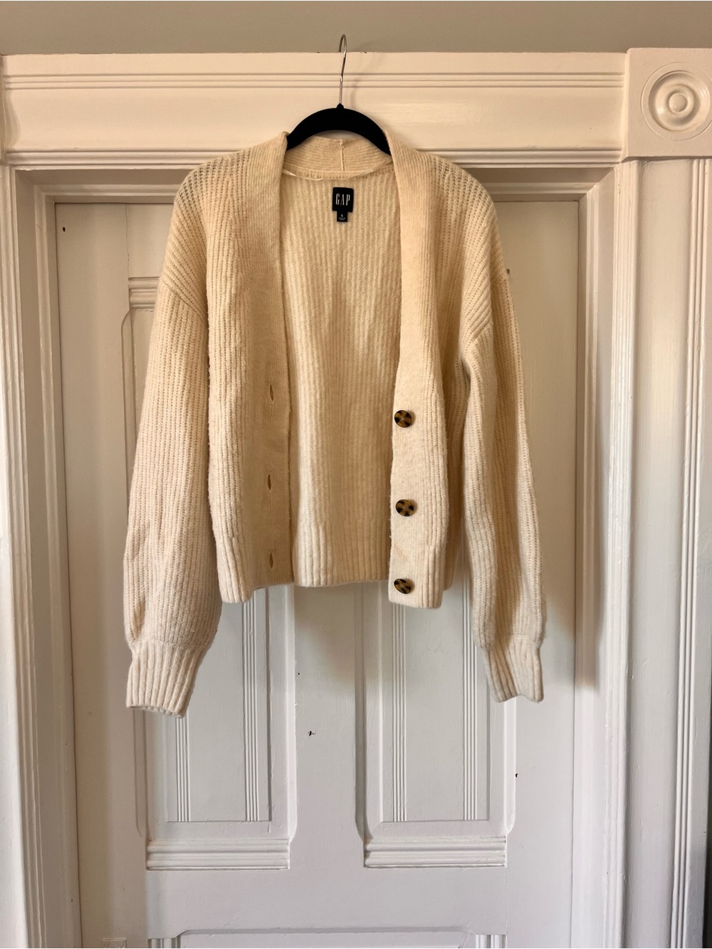 GAP Cream Ribbed Button-Front Cardigan Sweater